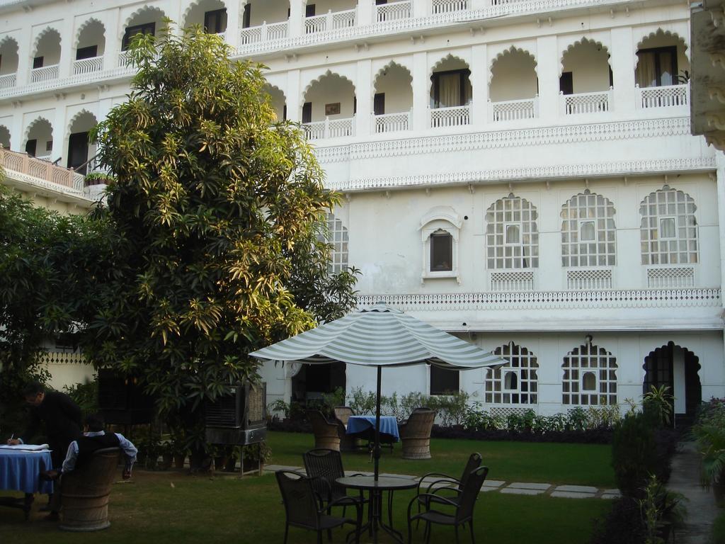 Heritage Khandwa Haveli Hotel Jaipur Buitenkant foto